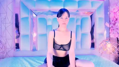 Snapshot of madamedesade01 chatting on 2, 11, 2025 madamedesade01 online show from 2, 11, 2025