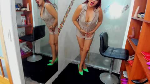 Madame Carla  online show from 23, 2, 2025