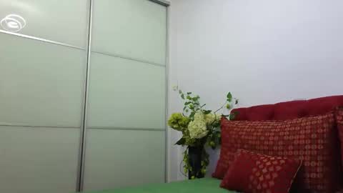 Snapshot of maddalena_ chatting on 3, 11, 2025 Maddalena online show from 3, 11, 2025