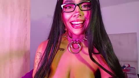 maddiie and clyde online show from 20, 9, 2025