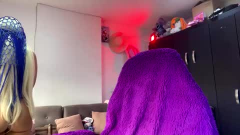 Maddie online show from 5, 4, 2026