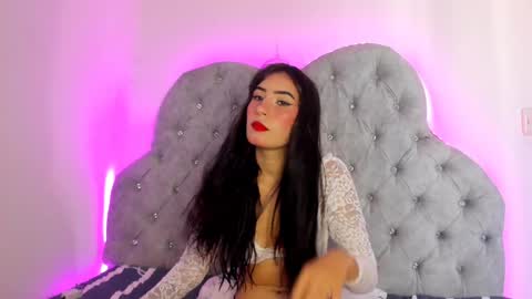    online show from 18, 1, 2025