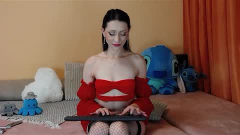 Snapshot of maddison_summer chatting on 12, 2, 2025 Maddison Summer online show from 12, 2, 2025