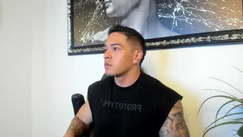 Snapshot of maddox_santana chatting on 1, 3, 2025 Maddox Santana online show from 1, 3, 2025