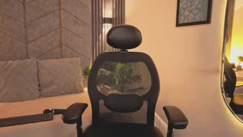 maddy online show from 18, 11, 2025