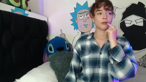 Snapshot of maddy_perezz_ chatting on 17, 9, 2025 maddy_perezz_ online show from 17, 9, 2025