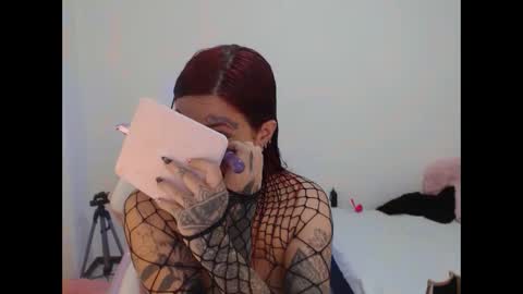 Snapshot of maddy_vicius19 chatting on 5, 10, 2025 maddy_vicius19 online show from 5, 10, 2025