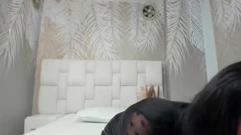 Snapshot of maddysweet18_ chatting on 27, 9, 2025 MADDY online show from 27, 9, 2025