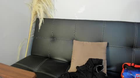 Snapshot of madelaine_blosson chatting on 23, 4, 2026 Madelaine online show from 23, 4, 2026