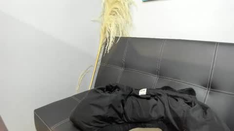 Snapshot of madelaine_blosson chatting on 30, 4, 2026 Madelaine online show from 30, 4, 2026
