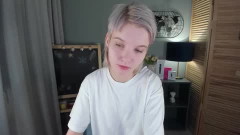 madelaines online show from 14, 1, 2026