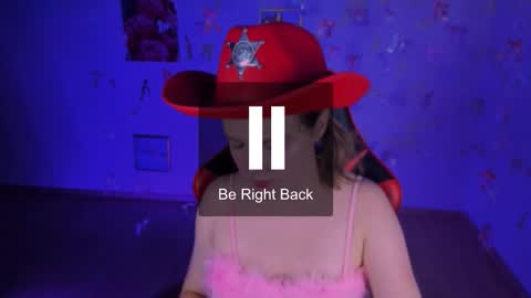 Madeline online show from 14, 11, 2025