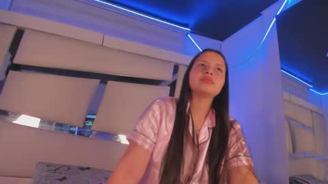 Snapshot of madeline_js chatting on 2, 10, 2025 madeline_js online show from 2, 10, 2025