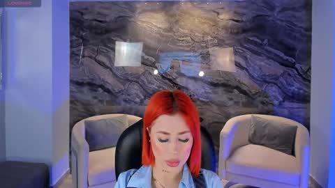 Snapshot of madelinefox_ chatting on 8, 1, 2026 Madeline online show from 8, 1, 2026