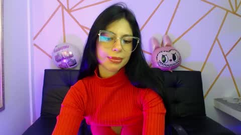 madison_braley online show from 24, 3, 2026