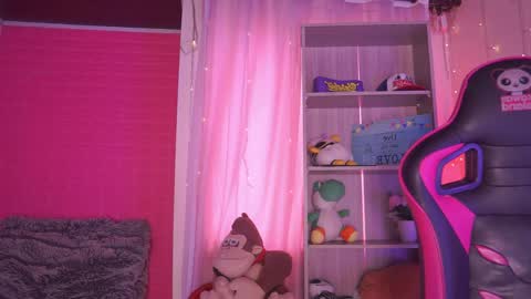 Snapshot of madison_mayer chatting on 21, 4, 2026 Madison online show from 21, 4, 2026