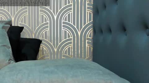 Snapshot of madison_milan chatting on 9, 1, 2025 online show from 9, 1, 2025