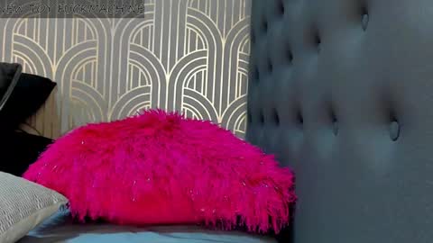 Snapshot of madison_milan chatting on 23, 1, 2025 online show from 23, 1, 2025