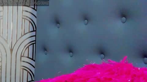 Snapshot of madison_milan chatting on 29, 1, 2025 online show from 29, 1, 2025