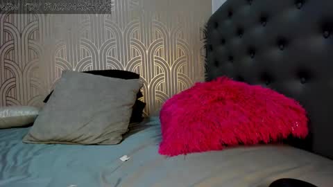 Snapshot of madison_milan chatting on 1, 2, 2025 online show from 1, 2, 2025