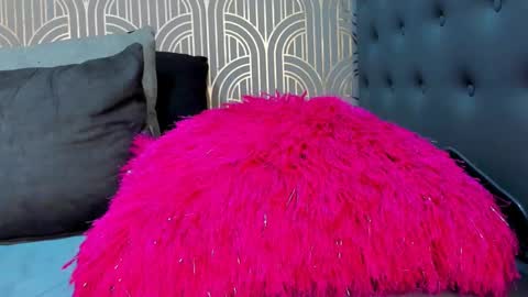 Snapshot of madison_milan chatting on 4, 2, 2025 online show from 4, 2, 2025