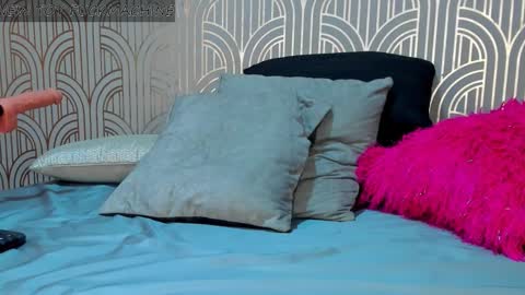 Snapshot of madison_milan chatting on 8, 2, 2025 online show from 8, 2, 2025