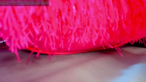 Snapshot of madison_milan chatting on 14, 2, 2025 online show from 14, 2, 2025