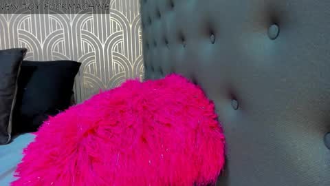 Snapshot of madison_milan chatting on 22, 2, 2025 online show from 22, 2, 2025