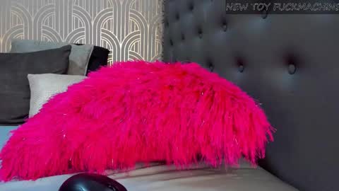 Snapshot of madison_milan chatting on 6, 3, 2025 online show from 6, 3, 2025