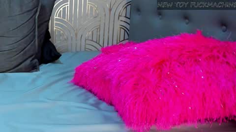 Snapshot of madison_milan chatting on 12, 3, 2025 online show from 12, 3, 2025