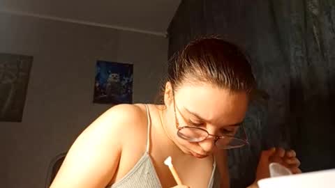 Vivienne online show from 16, 1, 2026