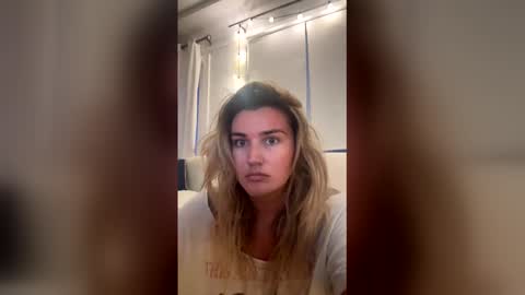 madisonlubbe2 online show from 23, 4, 2026