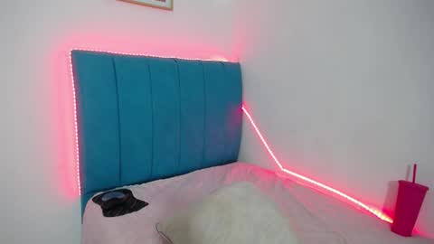 madisson_jones18 online show from 13, 5, 2026