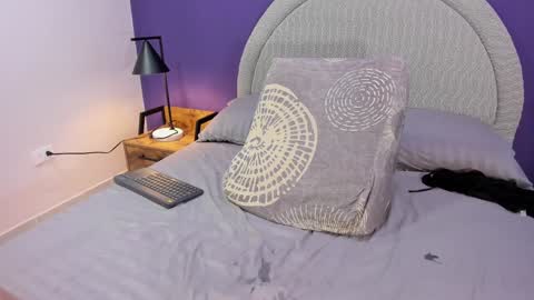 mady_collins online show from 5, 1, 2025