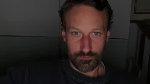 maenu_69 online show from 13, 10, 2025