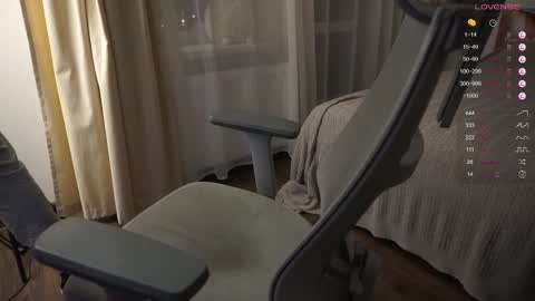 Mike XMaestro 3369 online show from 19, 2, 2025