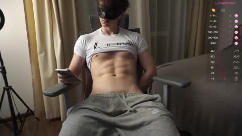 Mike XMaestro 3369 online show from 20, 2, 2025