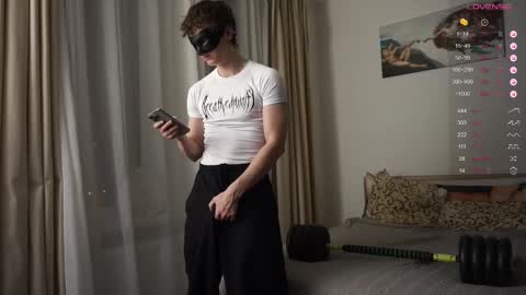 Mike XMaestro 3369 online show from 20, 2, 2025