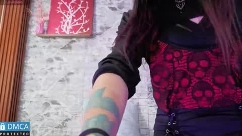 maevekuro online show from 6, 10, 2025