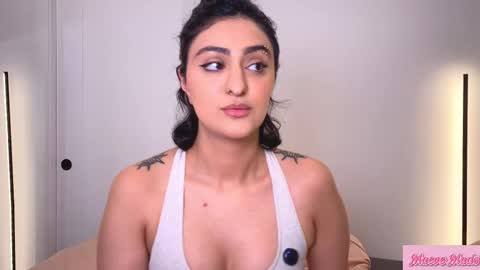 Meaves online show from 26, 2, 2026