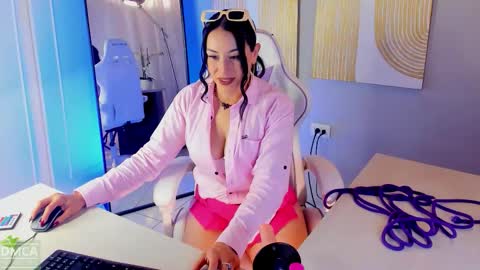 Snapshot of mafe_cream chatting on 18, 11, 2025 Maria Fernanda online show from 18, 11, 2025