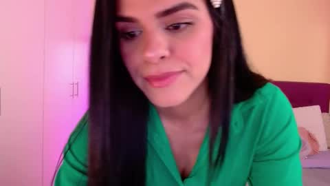 Snapshot of mafer_meow chatting on 17, 10, 2025 Mafer Flor online show from 17, 10, 2025