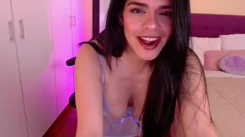 Snapshot of mafer_meow chatting on 1, 11, 2025 Mafer Flor online show from 1, 11, 2025