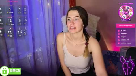 Snapshot of mag1c_eyes chatting on 15, 12, 2025 mag1c_eyes online show from 15, 12, 2025