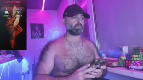 Magabear online show from 4, 11, 2025