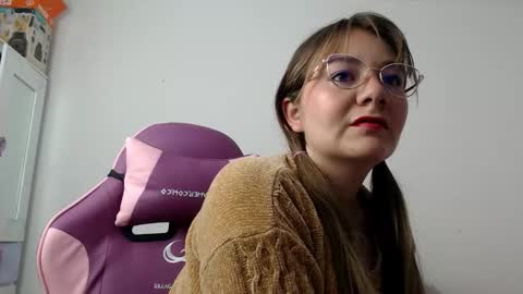 Snapshot of magalyrosy chatting on 22, 10, 2025 Magaly online show from 22, 10, 2025