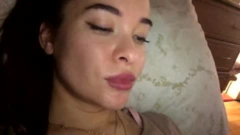 Snapshot of magggg658318 chatting on 23, 12, 2024 magggg658318 online show from 23, 12, 2024