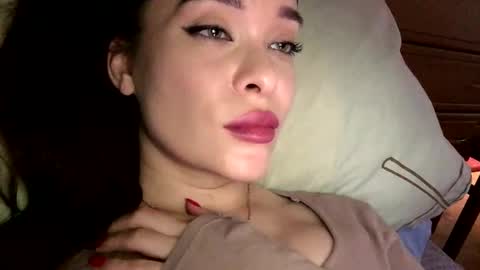 Snapshot of magggg658318 chatting on 23, 9, 2025 magggg658318 online show from 23, 9, 2025