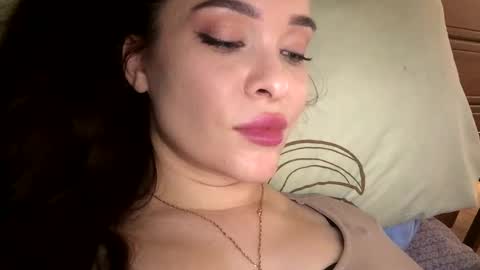 Snapshot of magggg658318 chatting on 24, 9, 2025 magggg658318 online show from 24, 9, 2025