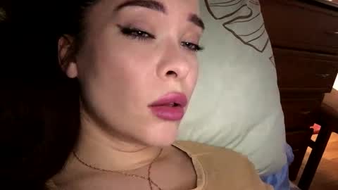 Snapshot of magggg658318 chatting on 4, 10, 2025 magggg658318 online show from 4, 10, 2025